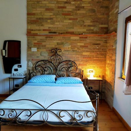 Casale Del Sole Bed and Breakfast Cepagatti Εξωτερικό φωτογραφία