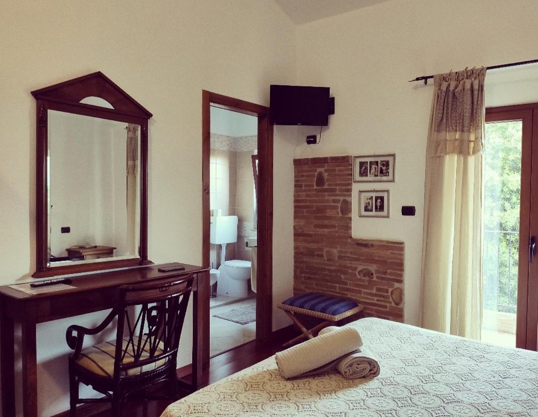 Casale Del Sole Bed and Breakfast Cepagatti Εξωτερικό φωτογραφία