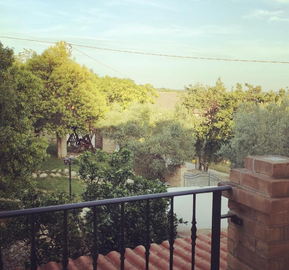 Casale Del Sole Bed and Breakfast Cepagatti Εξωτερικό φωτογραφία